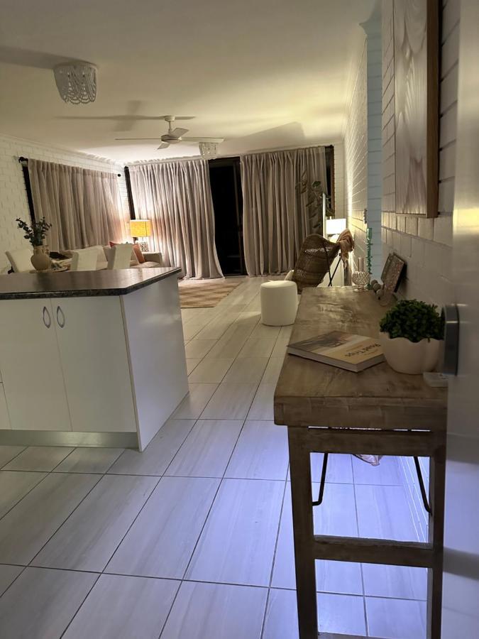 Illoura Holiday Apartment Three Bedroom Noosa River View Нусавил Екстериор снимка